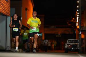 BIB: 430, 90108, 350
                            <button type="button" onclick="openModal(21743097)" class="btn btn-primary btn-sm float-right btn-popup" data-toggle="modal" data-target=".modal-high-quality">
                        <i class="fas fa-shopping-cart"></i> Add to Cart
                    </button>
                                            <button type="button" onclick="isThisMe(21743097, true)" class="btn btn-success btn-sm float-right btn-popup btn-isme hidden" data-toggle="tooltip" data-placement="bottom" title="นี่คือรูปของคุณใช่ไหม คลิกที่นี่เพื่อเอาเข้าอัลบั้ม">
                        <i class="fas fa-plus"></i> Add to album
                    </button>
                    <button type="button" onclick="isThisMe(21743097, false)" class="btn btn-warning btn-sm float-right btn-popup btn-isnotme hidden">
                        <i class="fas fa-ban"></i> Remove from album
                    </button>